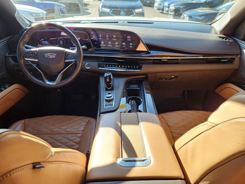 Used 2023 Cadillac Escalade Sport w/ Touring Package image 8