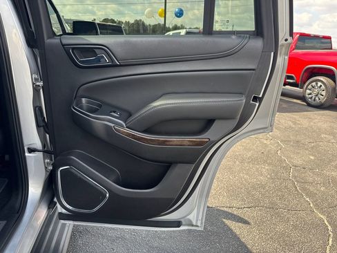 Used 2017 Chevrolet Tahoe LT image 17