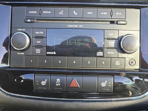 Used 2011 Chrysler 200 Touring w/ Cold Weather Group image 19