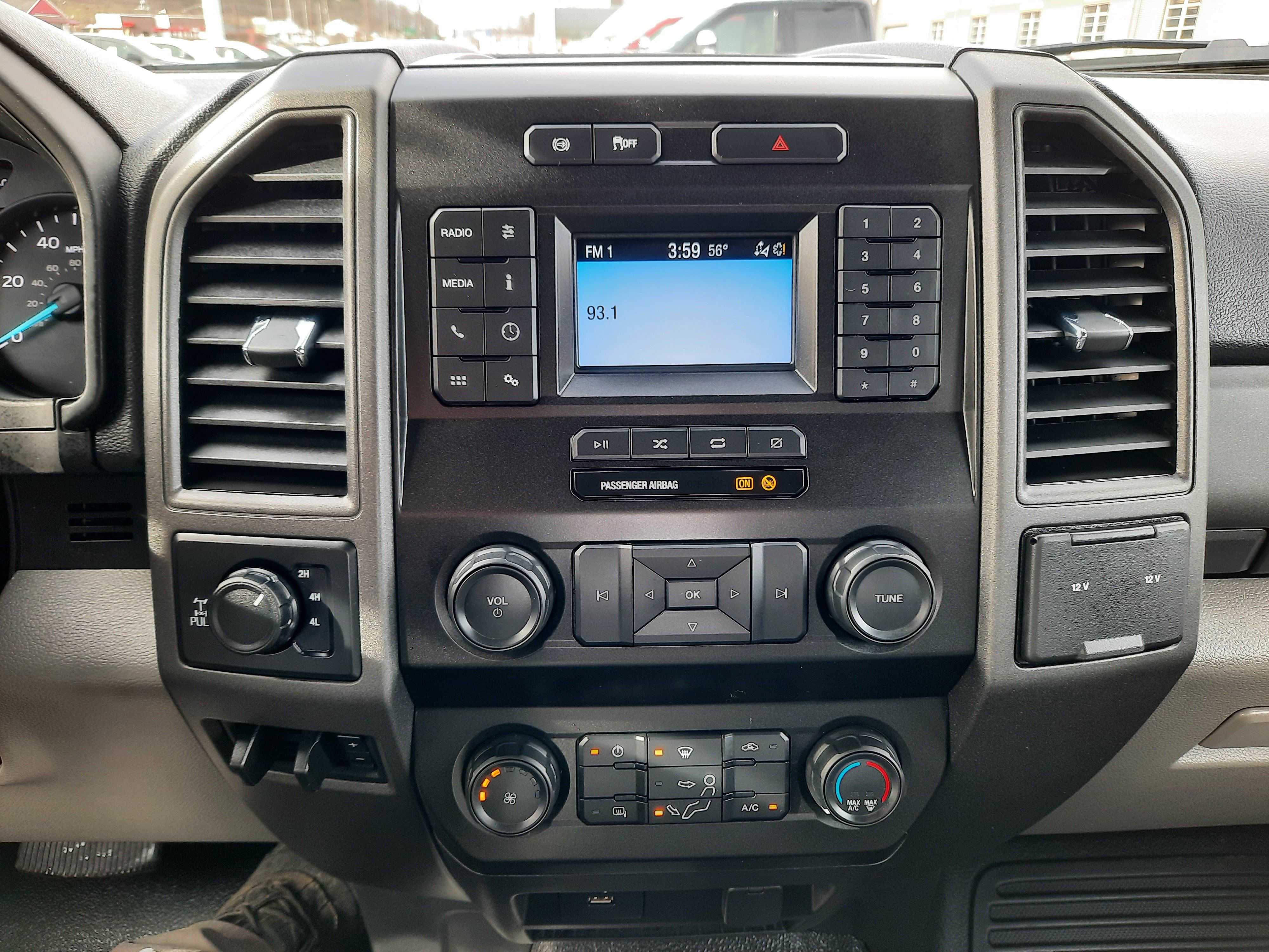 Used 2020 Ford F250 XL w/ Power Equipment Group AWD/4WD image 11