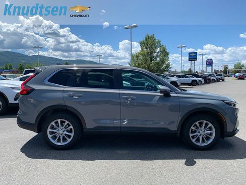 Used 2025 Honda CR-V EX-L image 8