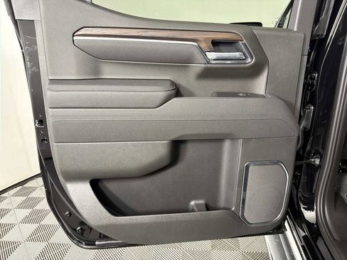 New 2026 GMC Sierra 1500 SLT w/ SLT Premium Plus Package image 39