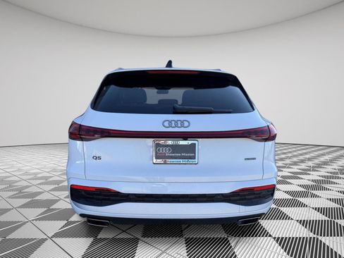New 2025 Audi Q5 Premium image 4