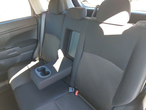 Used 2016 Mitsubishi Outlander Sport ES image 16