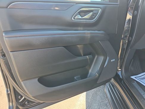 Used 2022 Chevrolet Tahoe RST w/ Sport Performance Package AWD/4WD image 13