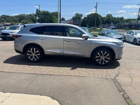 Used 2023 Acura MDX SH-AWD w/ Technology Package image 17