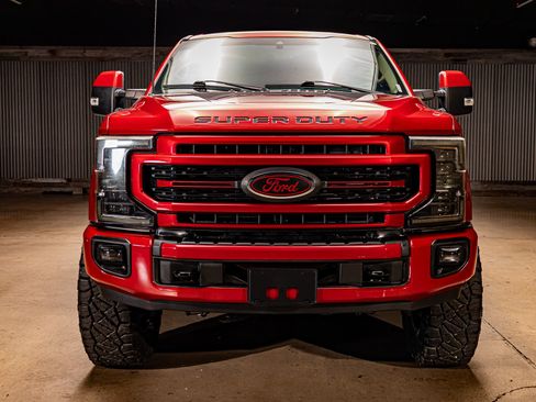 Used 2022 Ford F250 Lariat image 2