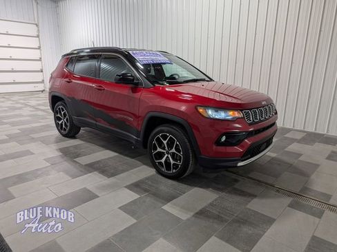 Used 2025 Jeep Compass Limited AWD/4WD image 5