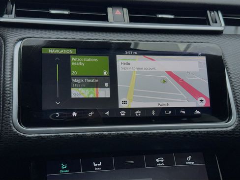 Used 2018 Land Rover Range Rover Velar R-Dynamic SE AWD/4WD image 9
