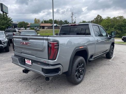 New 2026 GMC Sierra 2500 AT4 w/ AT4 Premium Plus Package image 6