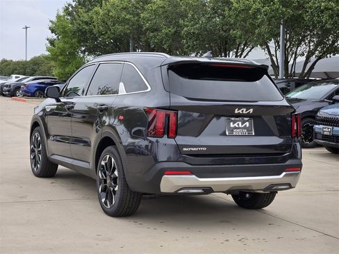 New 2026 Kia Sorento EX w/ EX Premium Package image 3