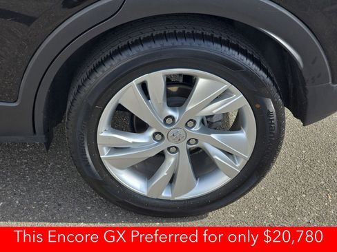 Used 2025 Buick Encore GX Preferred FWD image 39