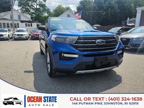 Used 2020 Ford Explorer XLT w/ Equipment Group 202A AWD/4WD image 5