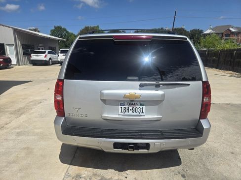 Used 2014 Chevrolet Tahoe LT RWD image 7