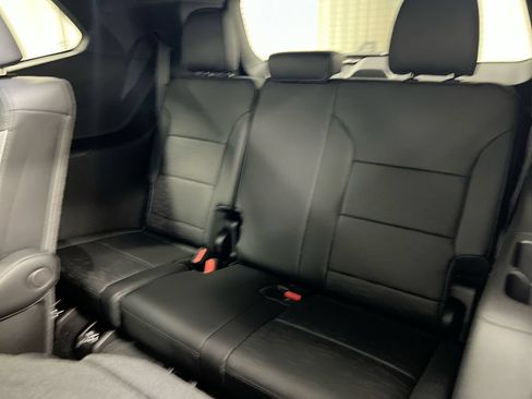 Used 2026 Buick Enclave Sport Touring w/ Power Package AWD/4WD image 30