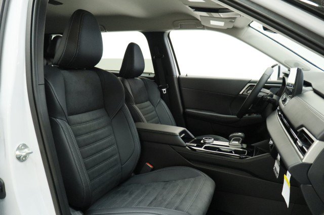 New 2026 Mitsubishi Outlander SE FWD image 19