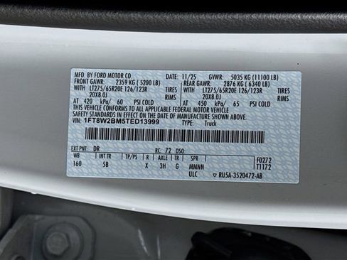 New 2026 Ford F250 Lariat w/ Black Appearance Package image 33