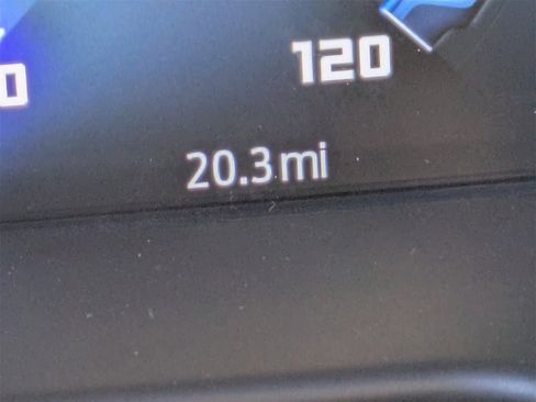 New 2025 Ford Bronco 4-Door image 30