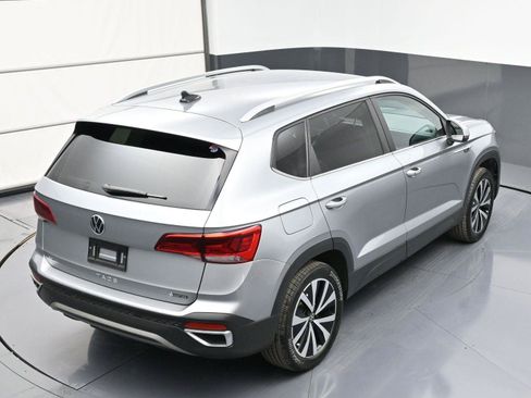 Used 2022 Volkswagen Taos SE AWD/4WD image 31