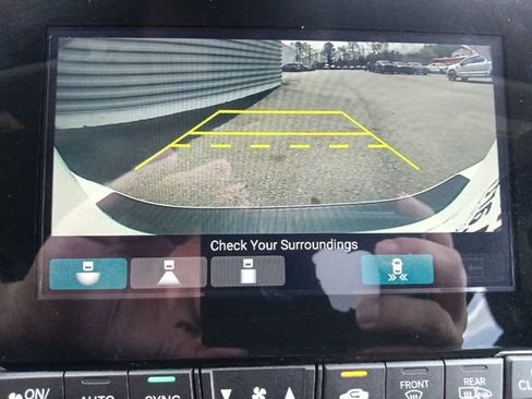 Used 2022 Honda Odyssey Touring image 23