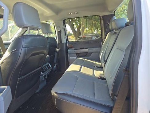 Used 2022 Ford F150 Lariat w/ Equipment Group 502A High AWD/4WD image 16