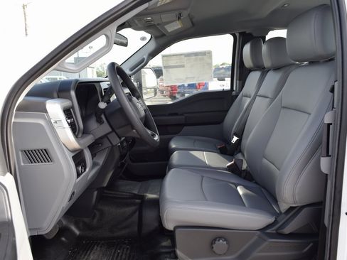 New 2025 Ford F250 XL image 18
