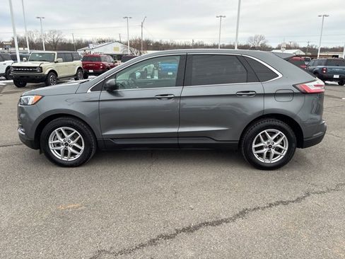 Used 2024 Ford Edge SEL image 2