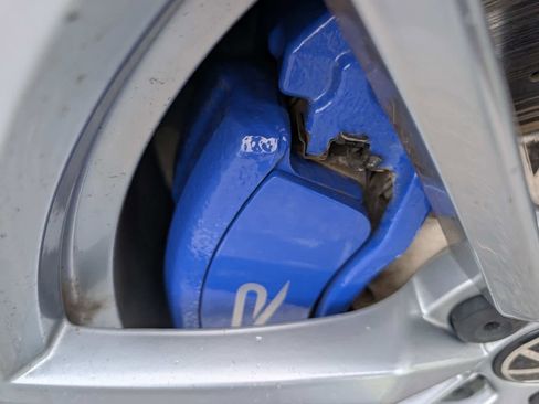 Used 2024 Volkswagen Golf R AWD/4WD image 8