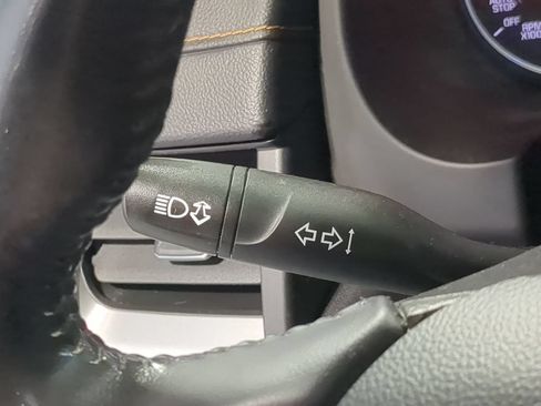 Used 2019 GMC Terrain SLE w/ Driver Convenience Package FWD image 33