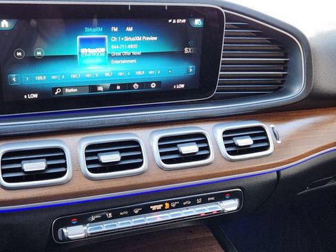Used 2021 Mercedes-Benz GLE 450 4MATIC image 15
