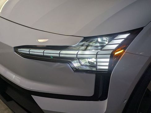 New 2026 Volvo EX30 Ultra w/ Protection Package Premier image 9