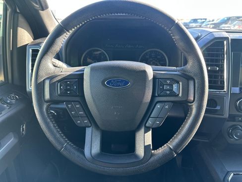 Used 2016 Ford F150 XLT w/ Equipment Group 302A Luxury image 15