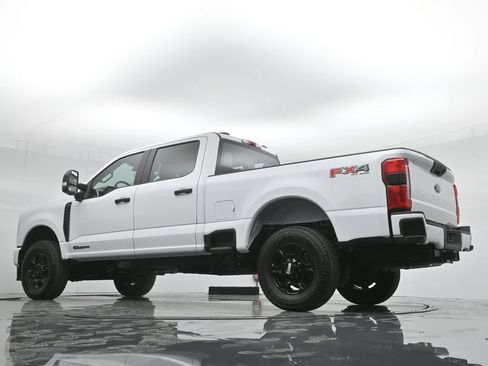 Used 2024 Ford F250 XL w/ STX Appearance Package AWD/4WD image 51