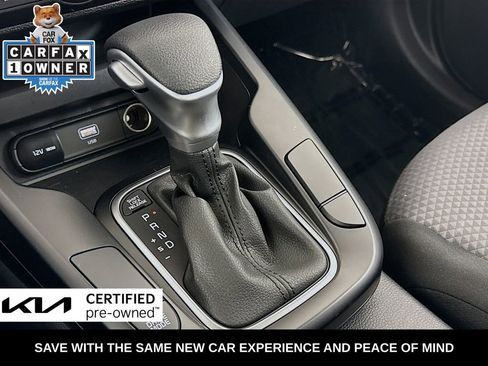 Certified 2025 Kia Soul LX w/ LX Technology Package image 18