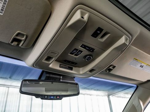 Used 2020 GMC Yukon Denali w/ Denali Ultimate Package image 23