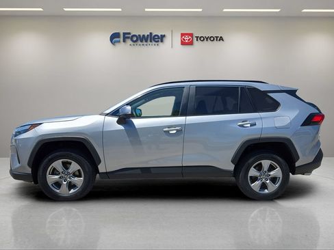 Used 2023 Toyota RAV4 XLE FWD image 4