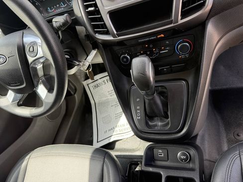 Used 2019 Ford Transit Connect XL FWD image 22