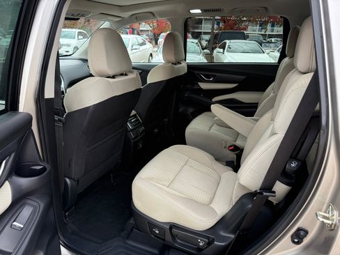 Used 2020 Subaru Ascent Premium w/ Sport Package image 20