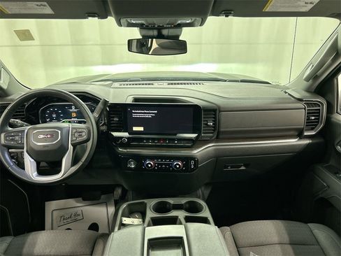 Used 2023 GMC Sierra 1500 Elevation image 18