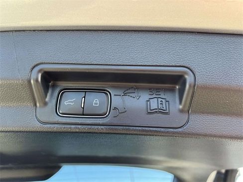 Used 2022 Ford Explorer ST w/ Equipment Group 401A image 9