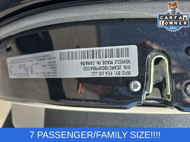 Used 2023 Chrysler Pacifica Touring-L FWD image 25