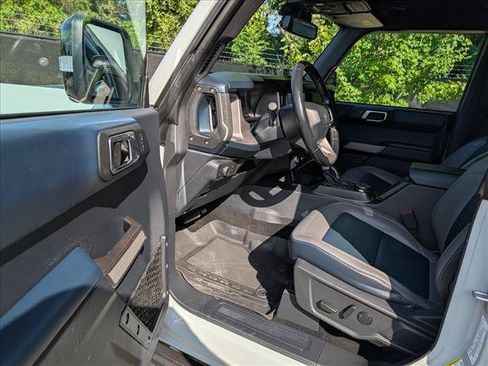 Used 2021 Ford Bronco First Edition AWD/4WD image 27