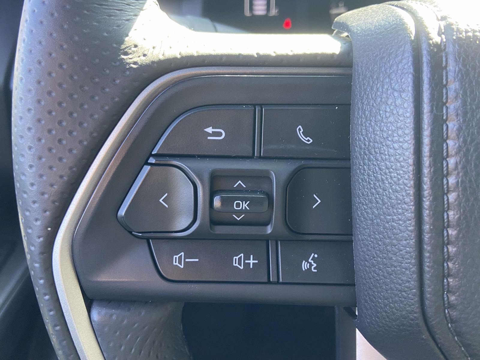 Used 2026 Toyota 4Runner SR5 AWD/4WD image 20