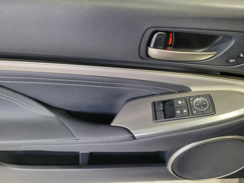 Used 2016 Lexus RC 350 image 20