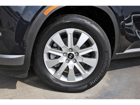 Certified 2025 Hyundai Palisade SEL FWD image 32