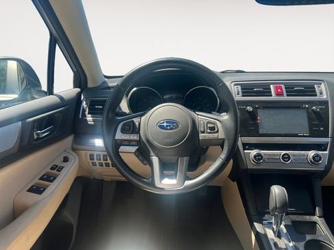 Used 2016 Subaru Outback 2.5i Premium AWD/4WD image 12