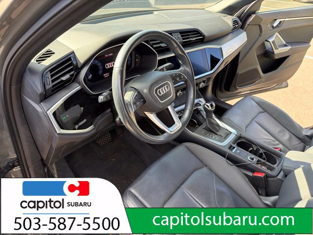 Used 2020 Audi Q3 2.0T Premium w/ Convenience Package AWD/4WD image 11