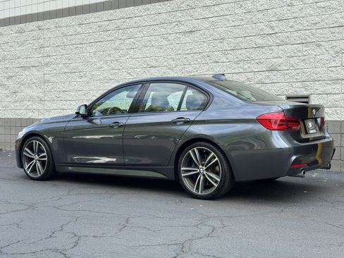 Used 2017 BMW 340i Sedan RWD image 2