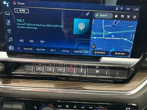 Used 2025 Chevrolet Silverado 1500 LT image 16