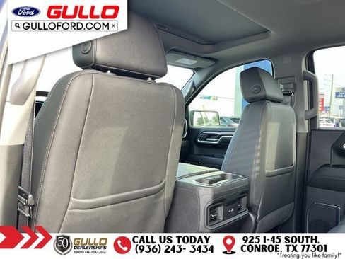 Used 2024 Chevrolet Silverado 1500 LT Trail Boss w/ Convenience Package II AWD/4WD image 16